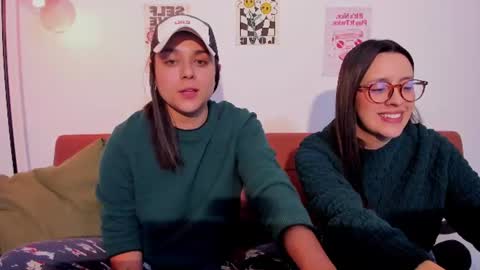 juanitaaa_ online show from June 28, 2026, 11:00 pm