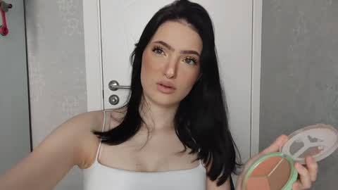 Veronika online show from June 3, 2026, 7:33 am