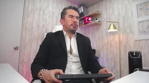 Juan k online show from March 3, 2026, 3:01 am