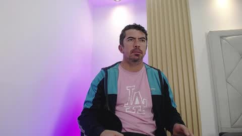 Juan k online show from April 28, 2026, 12:32 pm