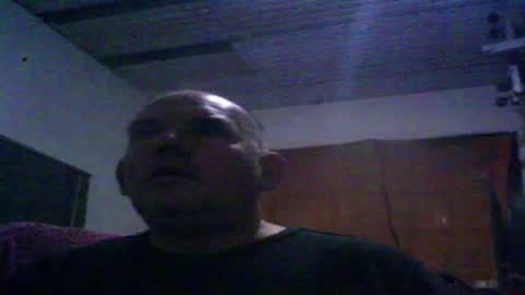 Snapshot of juanma_yahoo chatting on April 12, 2026, 1:10 am Juan Manuel online show from April 12, 2026, 1:10 am