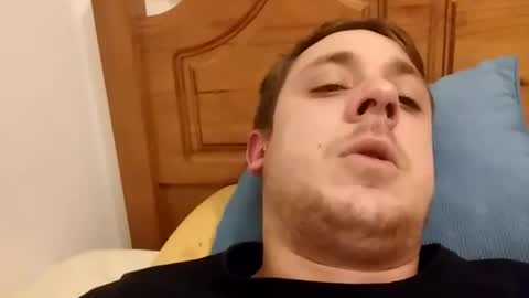 Snapshot of juanmapapiirico chatting on December 2, 2024, 12:52 am JuanmaSEX online show from December 2, 2024, 12:52 am