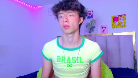 Snapshot of juanmres chatting on June 27, 2026, 6:35 pm juanmres online show from June 27, 2026, 6:35 pm