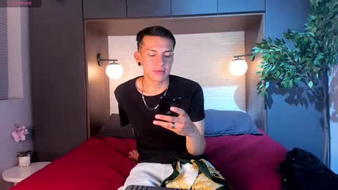 Juanse Colling online show from March 13, 2026, 8:15 pm