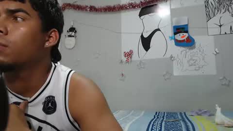 Snapshot of juanse_hot11 chatting on January 23, 2025, 2:23 am juanse_hot11 online show from January 23, 2025, 2:23 am