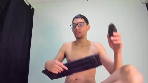 juansuarez204 online show from February 15, 2025, 11:03 pm