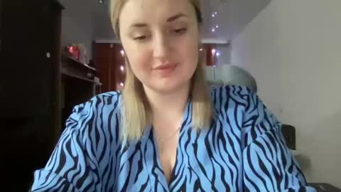 Snapshot of judevalenti chatting on March 10, 2025, 5:18 pm JudeValenti online show from March 10, 2025, 5:18 pm