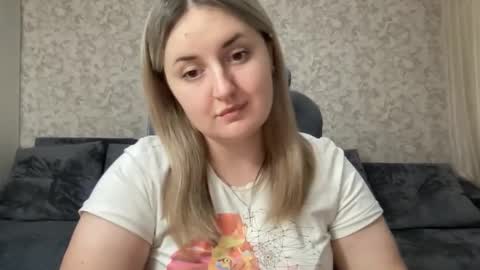 Snapshot of judevalenti chatting on September 19, 2025, 6:19 pm JudeValenti online show from September 19, 2025, 6:19 pm