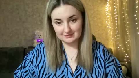 JudeValenti online show from December 17, 2025, 5:52 pm