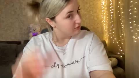 JudeValenti online show from December 21, 2025, 5:20 pm