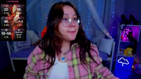 JudithSilvia online show from February 17, 2026, 7:27 am