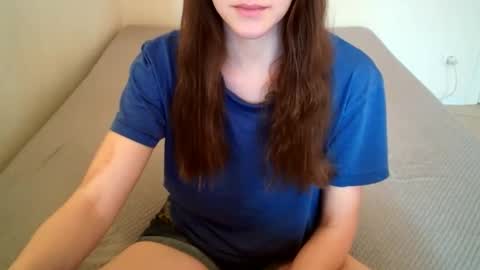 JuiceTalia online show from November 3, 2025, 8:37 am