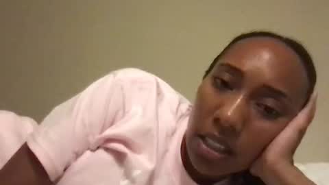 juicijazzi online show from October 18, 2025, 4:37 am