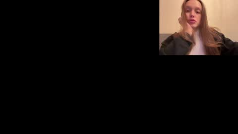 Snapshot of juicy_angels chatting on May 27, 2026, 9:34 pm alexa online show from May 27, 2026, 9:34 pm