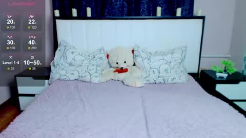 Diana For friends simple Di online show from February 6, 2025, 2:33 am