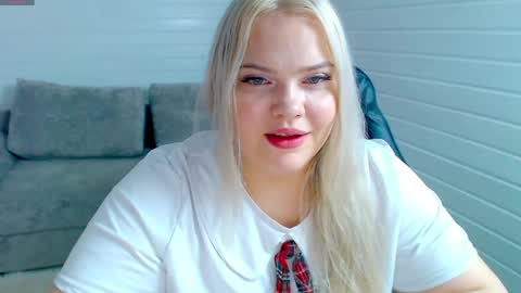 Diana For friends simple Di online show from May 2, 2026, 3:55 am
