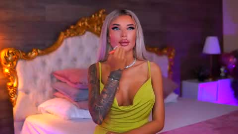 Snapshot of juicy_jessye chatting on June 25, 2026, 8:13 pm Jessye online show from June 25, 2026, 8:13 pm