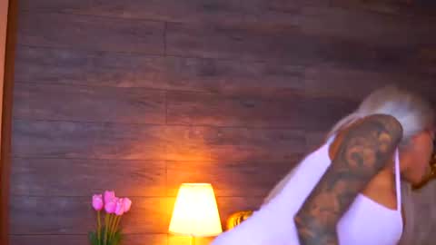 Snapshot of juicy_jessye chatting on June 28, 2026, 7:53 pm Jessye online show from June 28, 2026, 7:53 pm