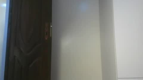 Juicey lovely online show from February 4, 2026, 7:14 am