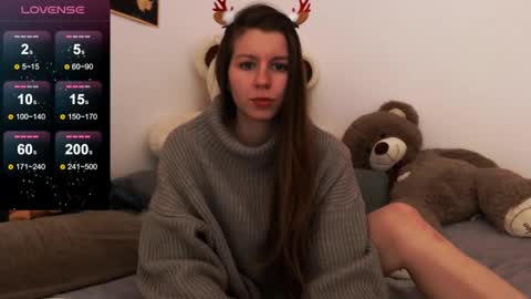 Snapshot of juicy_mystery chatting on December 15, 2024, 3:42 pm laura online show from December 15, 2024, 3:42 pm