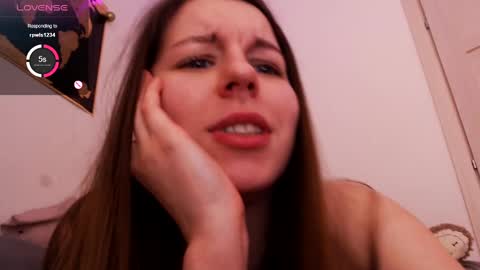 Snapshot of juicy_mystery chatting on January 4, 2025, 3:39 pm laura online show from January 4, 2025, 3:39 pm