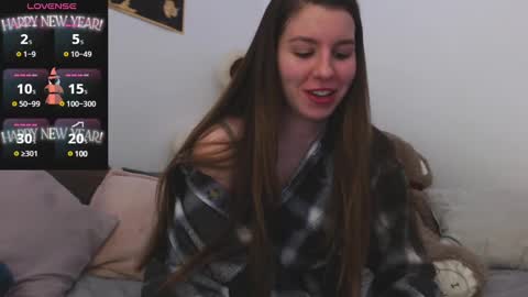 Snapshot of juicy_mystery chatting on January 16, 2025, 5:23 pm laura online show from January 16, 2025, 5:23 pm