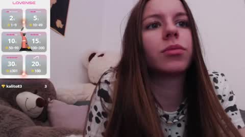 Snapshot of juicy_mystery chatting on February 6, 2025, 8:45 pm laura online show from February 6, 2025, 8:45 pm