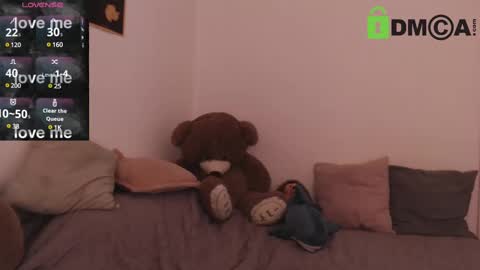 Snapshot of juicy_mystery chatting on February 22, 2025, 10:29 am laura online show from February 22, 2025, 10:29 am