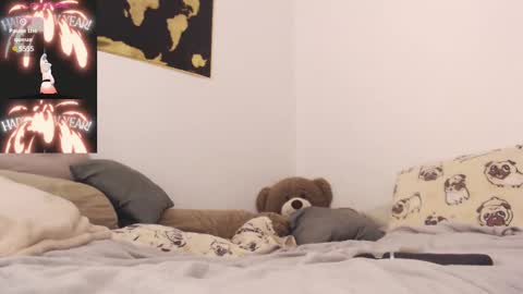 Snapshot of juicy_mystery chatting on March 2, 2025, 7:45 pm laura online show from March 2, 2025, 7:45 pm