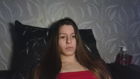 Snapshot of juicy_mystery chatting on November 28, 2025, 12:08 pm laura online show from November 28, 2025, 12:08 pm