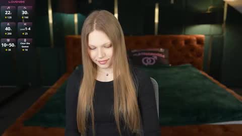 Snapshot of juicy_secrets_054 chatting on March 11, 2026, 11:38 am Elza online show from March 11, 2026, 11:38 am