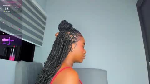 Snapshot of juicy_sky chatting on May 29, 2026, 2:53 am Your Paradise online show from May 29, 2026, 2:53 am