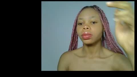 Snapshot of juicy_slut0 chatting on July 7, 2026, 4:15 am Champaign online show from July 7, 2026, 4:15 am