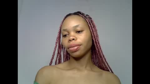 Snapshot of juicy_slut0 chatting on July 18, 2026, 7:56 am Champaign online show from July 18, 2026, 7:56 am