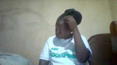 juicyicequeen online show from June 7, 2026, 2:43 pm