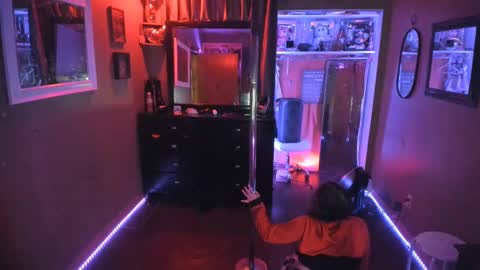 Snapshot of juicyjayxxx69 chatting on February 9, 2025, 3:53 am juicyjayxxx69 online show from February 9, 2025, 3:53 am