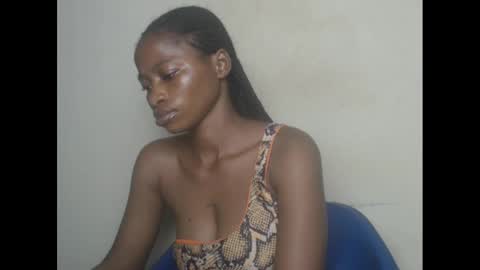 juicypiexx online show from February 7, 2025, 2:40 am