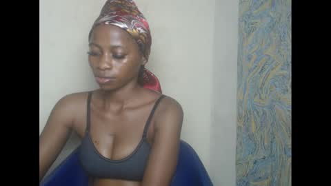 juicypiexx online show from February 10, 2025, 1:14 am