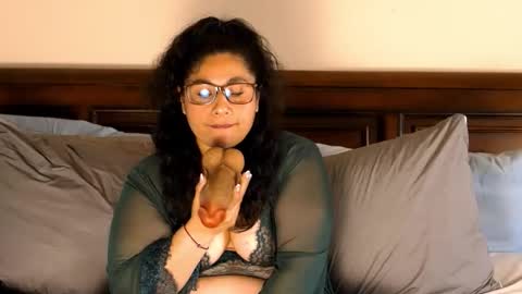 Juicy Teacher online show from April 27, 2026, 4:05 pm