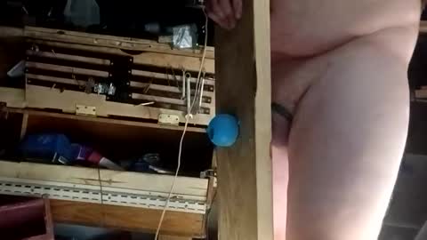 juicyweiner online show from April 28, 2026, 6:29 am