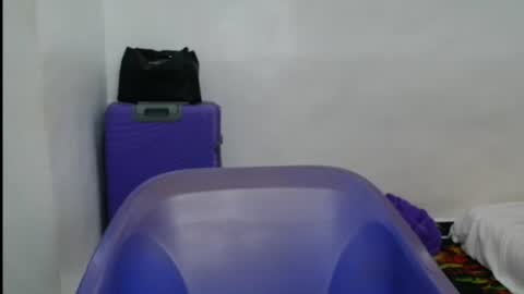 juicyxpink online show from July 6, 2026, 1:35 am