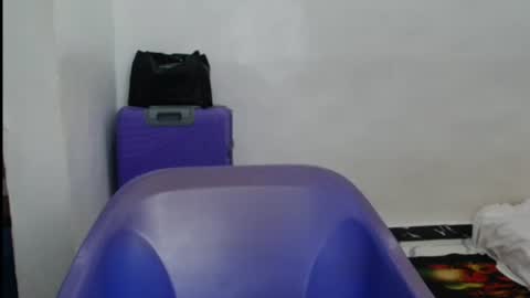 juicyxpink online show from July 9, 2026, 7:07 pm