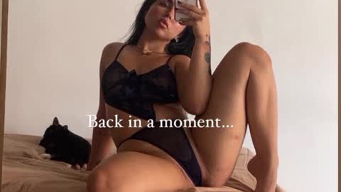 Snapshot of juieth_gv chatting on February 17, 2025, 4:48 pm Andry but call me yulieth online show from February 17, 2025, 4:48 pm