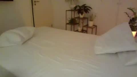 Juju online show from July 4, 2026, 4:40 am