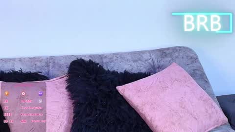 Snapshot of jules_n_gia chatting on June 3, 2026, 9:12 am Jules and Gia online show from June 3, 2026, 9:12 am