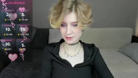 Snapshot of julescrown chatting on March 2, 2025, 12:53 am Jules online show from March 2, 2025, 12:53 am