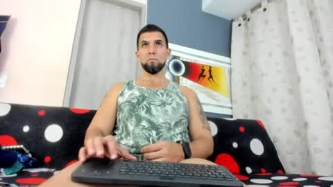 juleslake2 online show from July 8, 2026, 12:26 am