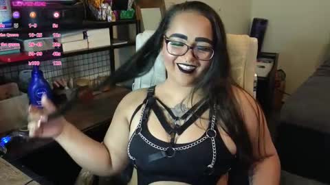 Snapshot of julesssnextdoor chatting on October 3, 2025, 5:48 am Julesss online show from October 3, 2025, 5:48 am