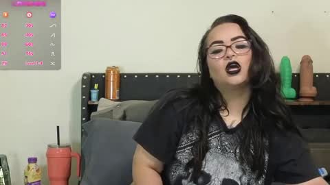 Julesss online show from May 2, 2026, 7:24 am