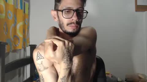 Julfigo online show from June 30, 2026, 1:06 am